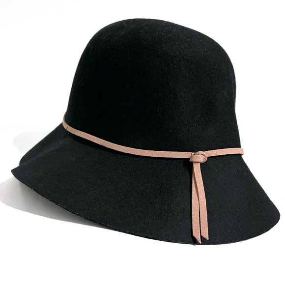 Round Brim Felt Wool Hat - Picture 5 of 8